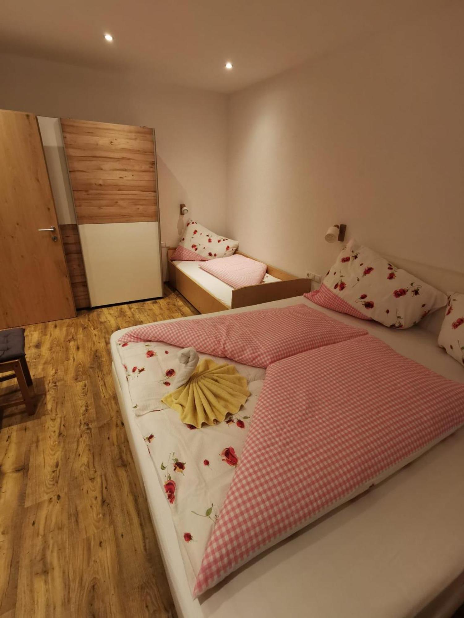 Apart Emilia Schönwies Kültér fotó